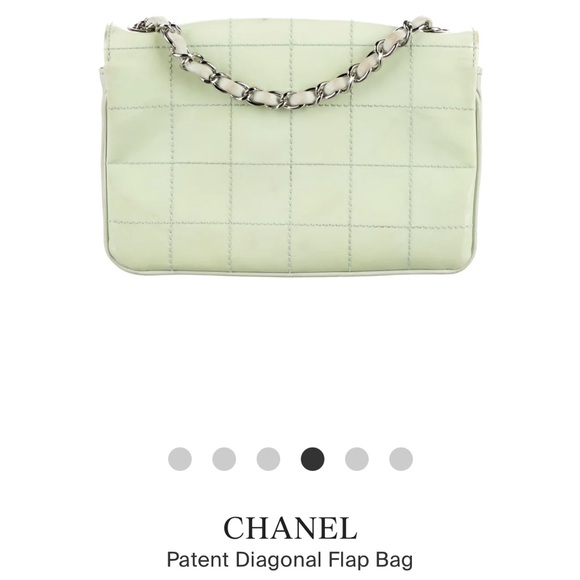 Chanel Handbag - Picture 3 of 6